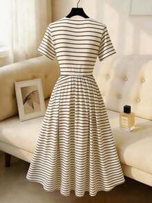 YHHFranclia Nuevo vestido de verano/primavera de estilo vintage con rayas, cuello en V, cintura con torsión, ajuste ceñido, diseño con sentido, estilo casual retro, adecuado para uso diario, ir al trabajo, vacaciones, fiestas y otras ocasionesYHH - Albaricoque - Ver 2