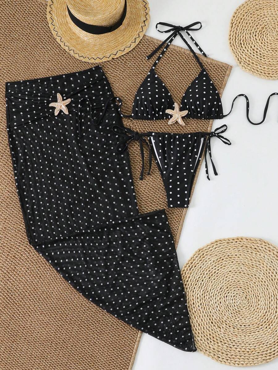 Bộ bikini 3 mảnh chấm bi đen trắng gồm áo tam giác buộc dây cổ, quần buộc dây bên hông và khăn choàng lưới che ngoài, thích hợp mặc đi biển. - Nhiều màu - Xem 1