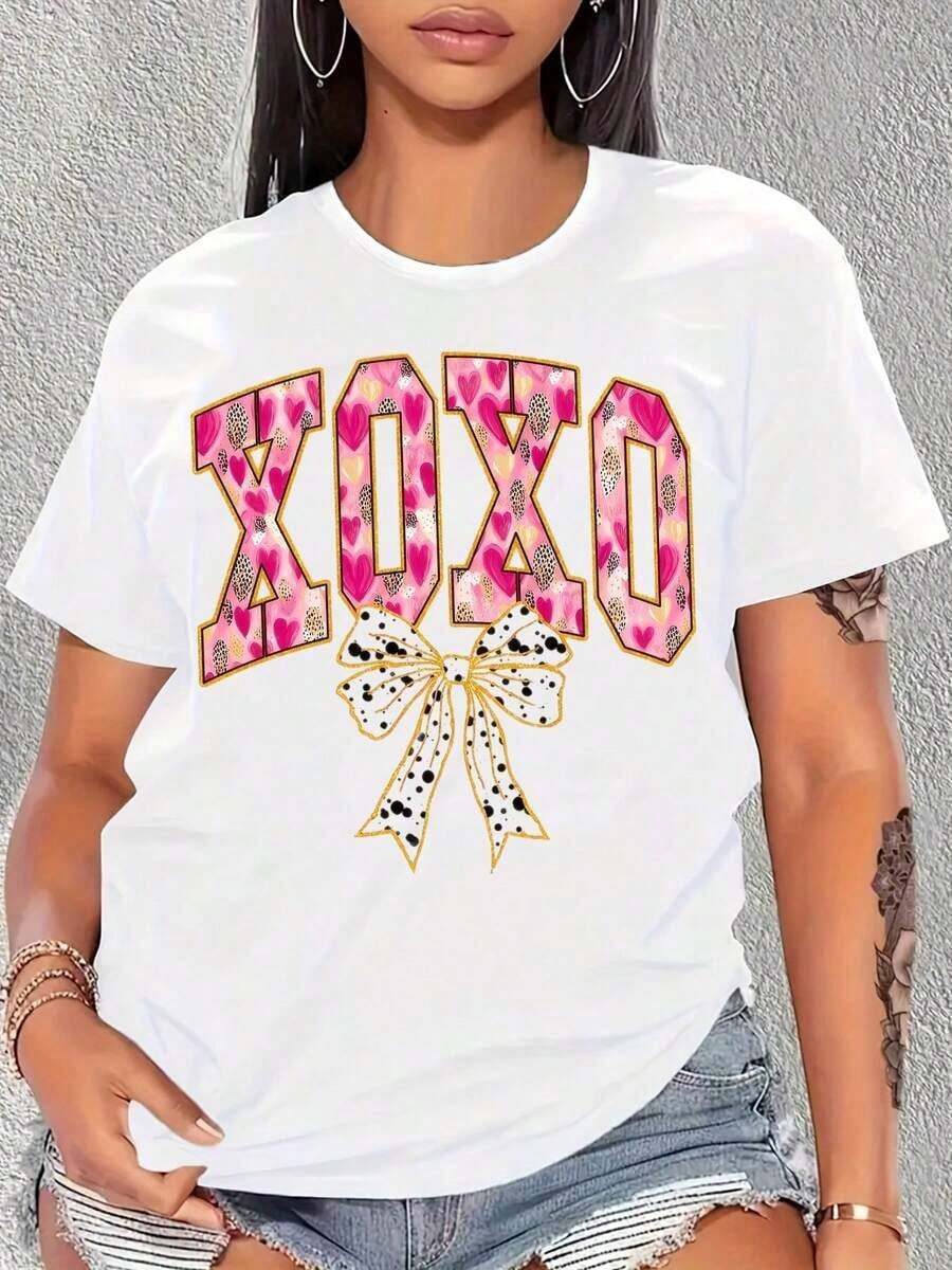 Women's T-Shirt With Pink Heart Print XOXO And Bow, Casual Summer T-Shirt For Women, Fashion Graphic Tee For Valentine's Day And Romantic Occasions - 白色 - 查看 1