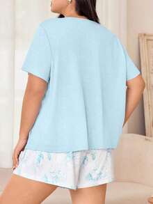 Miss Vinta Women's Plus Size 2-Piece Pajama Set With Short-Sleeve V-Neck Top And Floral Print Shorts. Comfortable Summer Pajama Set For Women With Shorts And Top, Summer Loungewear - 賽萊斯特 - 查看 3