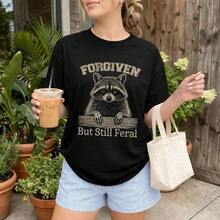 Women's Clothing Christian Quote Graphic Print T-Shirt "Forgiven But Still Raccoon" - Women's Short Sleeve Crew Neck Printed T-Shirt, Lightweight, Comfortable And Stylish, For Everyday Wear, Basic Summer Streetwear T-Shirt For Women, Women's Shirts - 黑色 - 查看 6