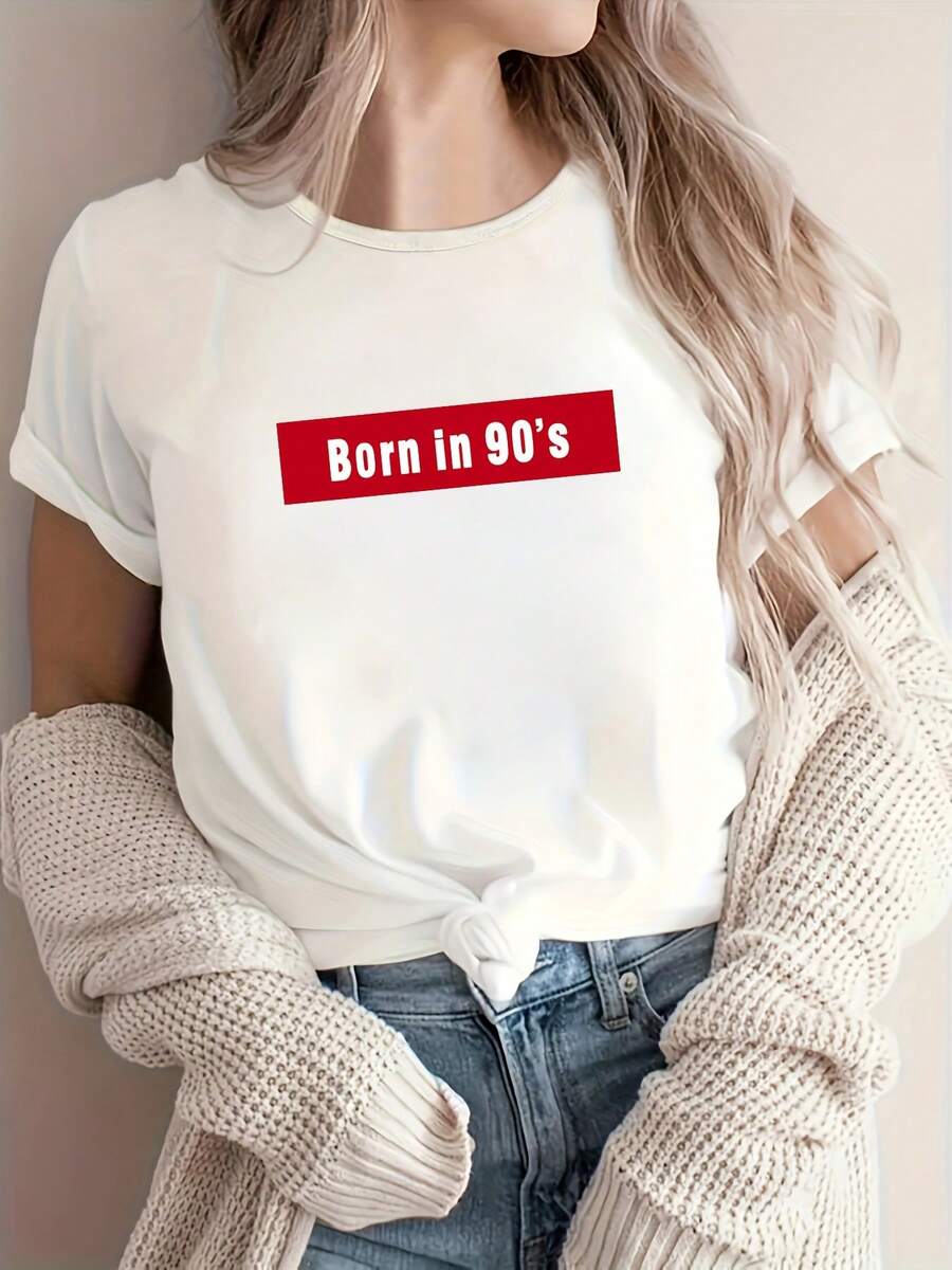 Plus Size Women's Casual Sports T-Shirt With "Born In 90's" Letter Print, Comfortable Fit Short Sleeve T-Shirt, Stylish And Breathable Casual Blouse For Women. - 白色 - 查看 1