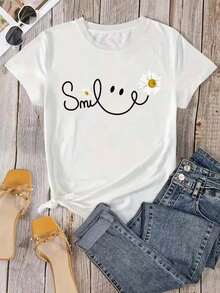 Camisole With A Beautiful Daisy Smile Print, Harajuku Style, Black Graphic Design Camisole, Casual Round Neck Camisole For Women. Suitable As A Gift. Women's T-Shirt. Blouses > Elegant. Boho Chic. Soft, Breathable, And Comfortable Women's Top, Ideal For Spring, Summer, And Autumn, Perfect For Vacations, Travel, And Everyday Wear. - 白色的 - 查看 2