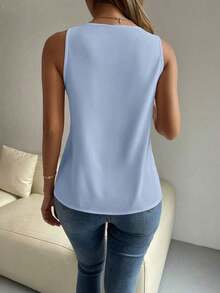 Top tank con encaje escote V - Celeste - Ver 2