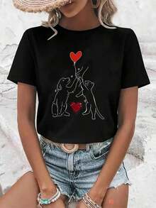 Soft, Breathable, And Lightweight For All-Day Comfort. Women's Short-Sleeve T-Shirt, American Style, Relaxed Fit, High Quality, Printed For Spring/Summer. Classic Crew Neck With A Relaxed Cut That Flatters All Body Types And Is Easy To Pair With Jeans, Shorts, And Leggings. - 白色 - 查看 3