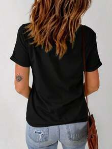 Camiseta de manga corta con cuello redondo y estampado de letras con diseño de parque de atracciones para el día de carnaval, 100% algodón, elegante para mujer, transpirable, ropa de verano fresca y versátil para mujer. - Negro - Ver 2