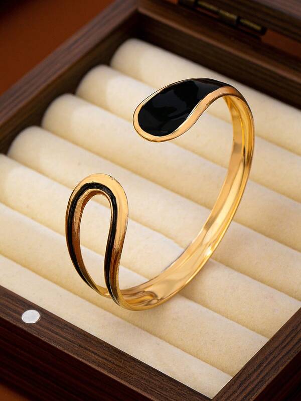 1 pieza Brazalete clásico negro con efecto de goteo asimétrico y elegante, adecuado para el uso diario