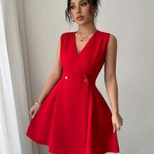 Vestido mini elegante y casual con cuello cruzado en V, hebillas de metal dobles y plisado en línea A, sin mangas, para vacaciones y trabajo, primavera/verano - Rojo - Ver 4