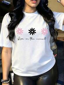 Casual Off-The-Shoulder T-Shirt With A Lovely Floral Print And The Slogan 'Live In The Moment', Short Sleeves, Round Neck, Knit Top For Spring Outfits, Medium Stretch Fabric, Regular Length. - 白色 - 查看 2