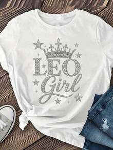 Soft And Casual Short-Sleeved Crew Neck T-Shirt For Women, Featuring A Lion Queen Theme, Perfect For Spring And Summer. Short-Sleeved, Women's T-Shirts, Graphic Tees, Women's Tops, Summer T-Shirts, Casual T-Shirts, Summer Tops, Summer Sets For Women, Comfortable Casual Short-Sleeved Crew Neck T-Shirt, Elegant Blouses For Ladies. - 白色 - 查看 6