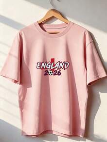T-Shirt With "ENGLAND 2026" Text And Soccer Ball. Fashionable Short-Sleeved T-Shirt For Spring And Summer 2026, Made In Mexico, 180 Grams. Cartoon Print, Couple Design, Suitable For Indoor Or Outdoor Wear. Crew Neck, Unisex, Ideal For Office And Leisure. One-Pack. - PK-P631577SLNDXZGY602 - 查看 1