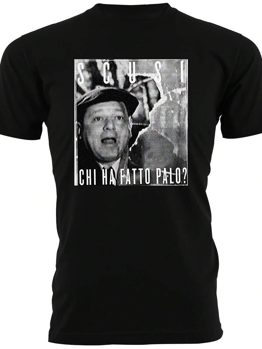 Y2K Fantozzi Retro Style Unisex T-Shirt: Who Scored The Goal? | Fun And Modern T-Shirt, Casual Round Neck, Standard Fit, Geometric Pattern, Masculine Style, Suitable For All Seasons, Ideal For Home, Office, Parties, Meetings And Travel. - 黑色 - 查看 1