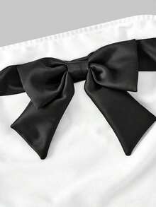 Top tubo ajustado de corte corto con lazo al frente, top sin tirantes de ajuste regular con bloqueo de color negro para dama, atuendos de fiesta/discoteca para primavera/verano - Blanco - Ver 3