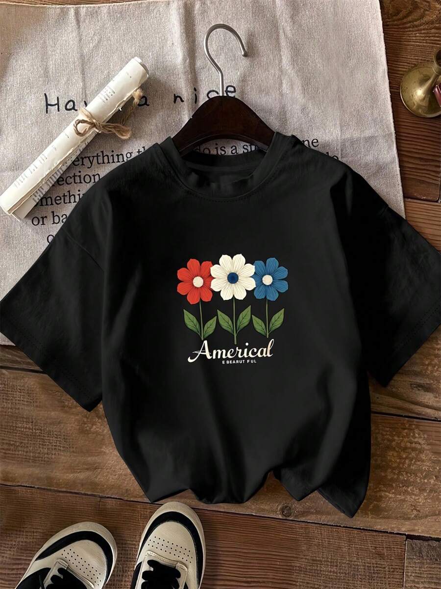Limited Time Offer, Limited Quantities, Flash ! Women's Casual Shirts, Women's Polyester T-Shirts, Elegant Shirts. Women's Short-Sleeved Crew Neck T-Shirt, Available In Various Colors. Women's Standard T-Shirt With A Three-Flower Floral Print In Red, White, And Blue. - 白色 - 查看 1