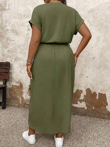 Vestido casual de talla grande para mujer con cuello redondo, manga corta tipo murciélago y bajo asimétrico.Vestido largo de verano para mujer - Verde militar - Ver 2