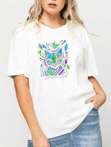 Women's Casual Summer T-Shirt With A Premium Urban Cat Design. Featuring An Abstract Geometric Pattern, It's The Perfect Gift For Cat Lovers. . - 白色 - 查看 3