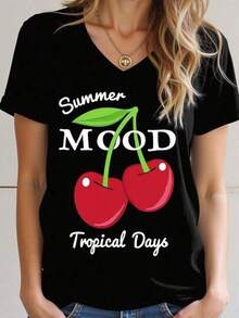 Unisex Pure Cotton Printed Casual T-Shirt. This Printed T-Shirt Features A Cherry Design, Short Sleeves, And A V-Neck. Perfect For Summer, Tropical Days, Or Casual Wear, It's Available In Size M And Black. This Versatile Women's Clothing Is Ideal For Standing Out At Summer Events. Comfortable And Versatile For School, Work, Outings, And Casual Occasions. - 黑色 - 查看 6