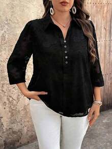 Blusa casual de mujer talla grande de unicolor, cuello en V, manga 3/4, decoración con botones, de tela de chifón jacquard - Negro - Ver 8