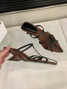 复古细带凉鞋，小众设计不对称坡跟高跟鞋，露趾，女士夏季鞋履 - 黑色 - 查看 6