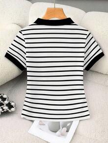 Camisa polo corta de mujer con estampado a rayas de equitación, cuello de color contrastante - Multicolor 3 - Ver 2