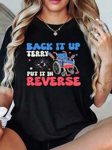 100% Cotton. The Print Features A Wheelchair Adorned With The Colors Of The American Flag And Fireworks Symbolizing Independence, Courage, And Joy. Women's 100% Cotton T-Shirt, Comfortable And Modern. Women's Simple Solid Color T-Shirt, Loose And Slim Fit Casual Short Sleeve - 黑色 - 查看 1