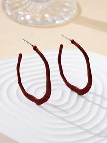 1 Pair Minimalist Fashion Elegant Versatile European And American Punk Geometric Asymmetrical Hoop Earrings For Women - Burgundy - View 3
