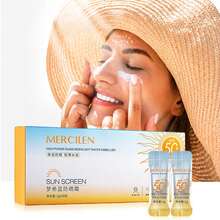 30Pcs/Box SPF50+PA++++ High Protection Sunscreen, Single Pack Sunscreen Lotion, Waterproof And Sweat-Resistant Face Protection Cream, Anti-Sun, Refreshing Without White Cast, Moisturizing, Portable Travel Sunscreen, Suitable For Outdoor Sports - Yellow - View 2