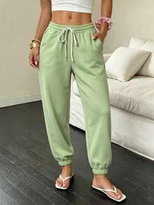 Stylish And Cute Lightweight Casual Pants With Multiple Pockets And Buttons, In A Y2K Style. Suitable For Back To School, Graduation, Clubs, Birthday Parties, Halloween, New Year's, Thanksgiving, Concerts, Gyms, Beaches, Vacations, Business, Everyday Wear At The Airport, Street Style, Teacher's Day, Spring, Summer, Fall, And Winter. - 軍綠色 - 查看 1