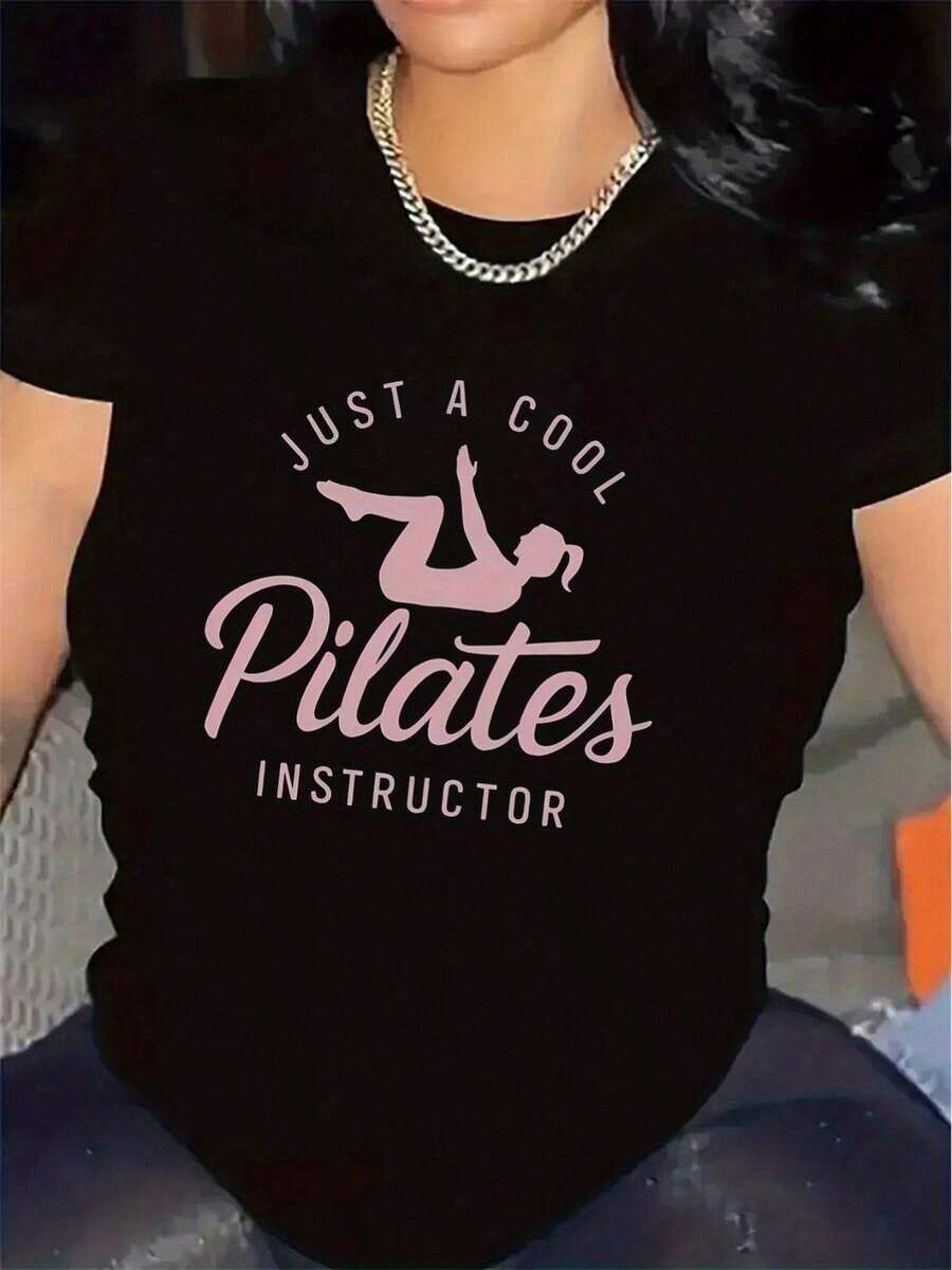 Durable And Lightweight Polyester Short-Sleeved T-Shirt For Pilates Instructors, Ideal For Fitness Studios And Gyms. Comfortable Fabric, Perfect For Workouts And Everyday Wear. Stylish Graphic Print Design. Women's Blouses > Clothing - 黑色 - 查看 1