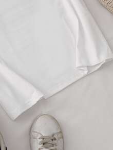 Women's T-Shirt: An Interesting Short-Sleeved T-Shirt With A Biker Girl Print, A Casual And Modern T-Shirt For Women, A Stylish And Unique T-Shirt With A Comfortable Round Neck Print, A Suitable T-Shirt For Gifting, A Comfortable And Breathable Sports T-Shirt For Women. - 黑色 - 查看 10