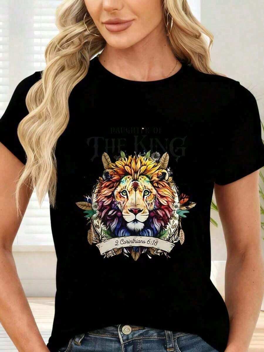 Simple And Versatile Design Women's Shirts T-Shirt With Colorful Lion Print And The Text "Daughter Of The King 2 Corinthians 6:18" For Daily Use And Casual Occasions. 100% Cotton Women's Anime & Cartoon T-Shirt, Soft Fabric, Lightweight Cotton T-Shirt - 黑色 - 查看 1