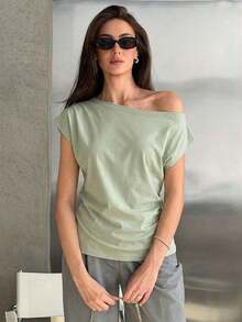 Camiseta de manga corta ajustada con hombros descubiertos y fruncidos a rayas para mujeres - Verde - Ver 4