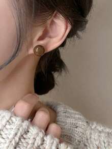 6 đôi bông tai đính ngọc trai giả tròn nhỏ nhắn, dễ thương, tinh tế, thời trang, thanh lịch, đa năng, phù hợp cho nữ giới đeo hàng ngày, lễ hội, kỳ nghỉ, tiệc tùng, đi làm. - Kiểu D - Xem 8