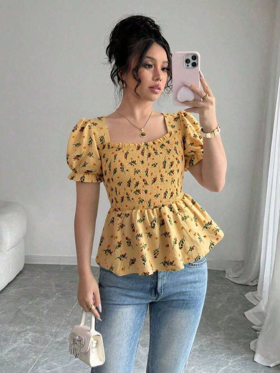 Blusa elegante de mujer con estampado floral diminuto y ajuste ceñido - Amarillo - Ver 1