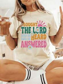 Women's Graphic T-Shirt With "I Sought The Lord And He Heard Me And Answered Me" Print, Bible Verse Print, Summer Tops, Casual Vacation Outfits, Christian Aesthetic Cotton T-Shirts, Summer Clothing. - 杏 5 - 查看 2