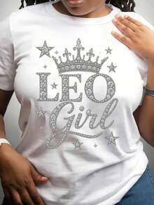 Soft And Casual Short-Sleeved Crew Neck T-Shirt For Women, Featuring A Lion Queen Theme, Perfect For Spring And Summer. Short-Sleeved, Women's T-Shirts, Graphic Tees, Women's Tops, Summer T-Shirts, Casual T-Shirts, Summer Tops, Summer Sets For Women, Comfortable Casual Short-Sleeved Crew Neck T-Shirt, Elegant Blouses For Ladies. - 白色 - 查看 2