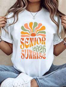 Sunrise 2026 Graduation T-Shirt For Women And Men, Unisex, Retro Vintage Sun Design, Gift For The Class Of 2026, Summer Outfit, 220g - Unisex Vintage Urban Style T-Shirt, 100% Pure Cotton, Short Sleeve And Round Neck. - 白色 - 查看 7