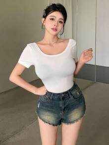 Camiseta ajustada de mujer de manga corta y escote redondo sin espalda de unicolor, top halter de verano - Blanco - Ver 7
