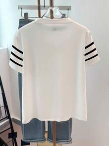Camiseta casual de mujer de manga corta con estampado de corazón y cuello redondo de color contrastante - Blanco 2 - Ver 2