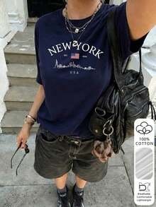 Camiseta de mujer con el estampado "IT'S A GOOD LIFE" que presenta pinceladas coloridas y un corazón en la espalda, 100% algodón transpirable y ligero, estilo streetwear vintage de los 90, adecuada para uso diario, brunches de fin de semana, moda urbana y un estilo casual de verano en color blanco. - Marina - Ver 7