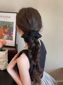 MH 2pcs Black & White Lace Scrunchies, Elegant & Gentle Hair Accessories Suitable For Daily Use Elastic Hair Ties - Black and White - View 4