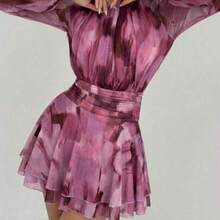 Vestido de manga larga ajustado con silueta de paraguas para mujer, nuevo para otoño/invierno, para uso casual/citas/salidas/maestras, vestido romántico con estampado de teñido anudado en púrpura y cuello alto con lazo en la cintura - Rosa vieja - Ver 1