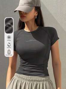 Camiseta de manga corta ajustada y deportiva para mujer con diseño de manga raglán y estampado de letras, estilo Y2K - Gris - Ver 10