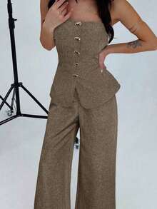 Conjunto de 2 piezas para mujer con top bandeau con botones metálicos elegantes y minimalistas, y pantalones anchos de talle alto en caqui, adecuado para la oficina, el ocio y las vacaciones - Marrón Mocha - Ver 5
