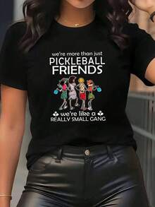 Camiseta transpirable de manga corta y cuello redondo para mujer, camiseta de equipo de pickleball - Camiseta con estampado "Somos más que solo amigos del pickleball", tela de elasticidad media para deportes, uso casual y fiestas, opciones multicolor para fanáticos de los deportes de pádel. blusas para mujer>ropa - Negro - Ver 1