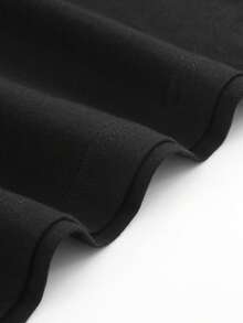 Black Short-Sleeved T-Shirt Made Of Pure Cotton, Decorated With Cat And Sunflower Prints, Light And Casual Style, Suitable For Home, Cafes Or Outdoor Environments, Comfortable And Durable Design, Ideal For Everyday Wear. - 黑色 - 查看 4