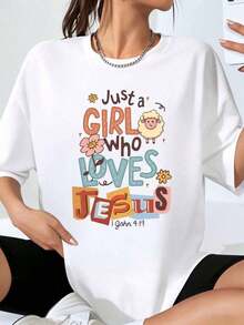 'Only A Girl Who Loves Jesus' T-Shirt, Graphic Design Inspired By Christian Faith, Plus Size Casual T-Shirt For Women, Design With Bible Verse 1 John 4:19 - 白色 - 查看 7