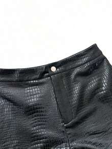 LUNE Shorts ajustados de piel sintética, casuales para el verano - Negro - Ver 5