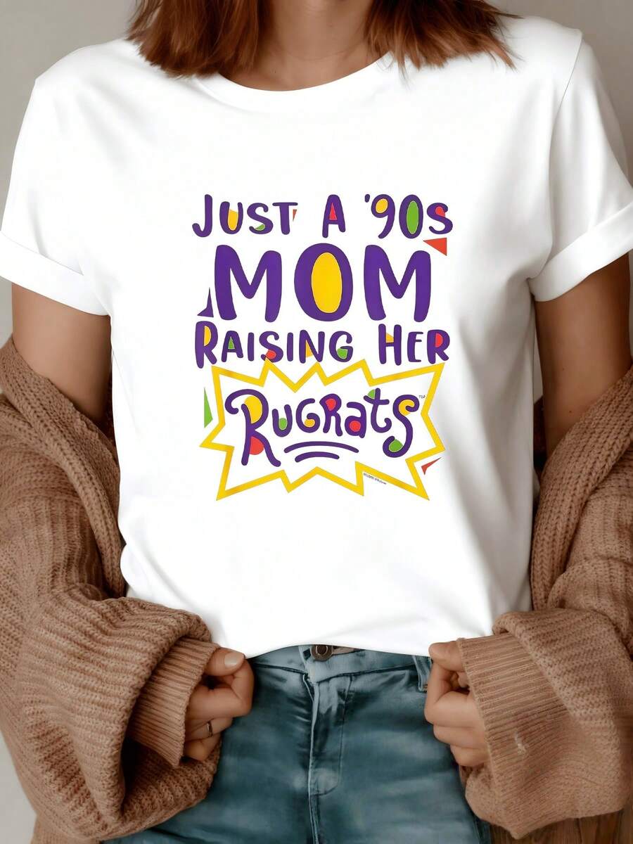 Mensaje colorido que celebra a una madre divertida de los años 90 criando a sus pequeños con energía alegría y humor camiseta de mujer casual cómoda ideal para uso diario - Blanco - Ver 1