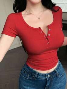 Camiseta de manga corta de ajuste slim con estampado de leopardo, top corto para mujer de uso casual en verano - Rojo - Ver 4